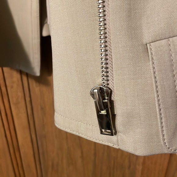Ann Taylor Bomber Jacket size 10 Tan/Beige - Picture 3 of 6